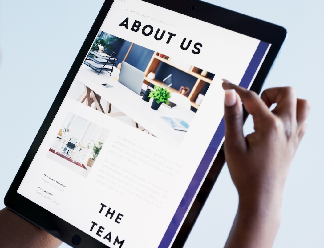 ScrollingThroughWebsite